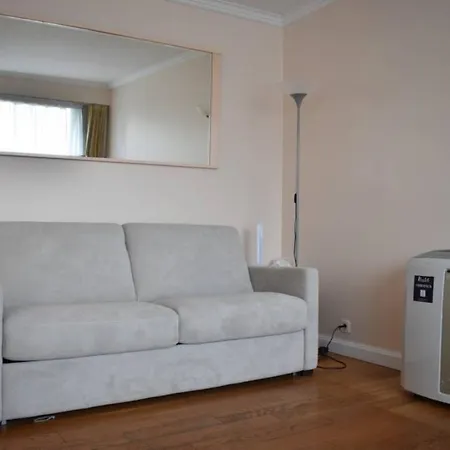 Comfortable Studio With Balcony In 16th *